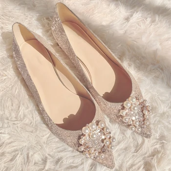 свадебные туфли с жемчужными бусинами и цветами, женские роскошные туфли на плоской подошве с золотым/серебряным блеском, 34-44, большие размеры, обувь для невесты с острым носком, chaussure femme