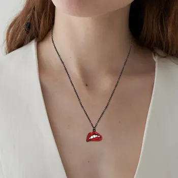 Европейская и американская мода, сексуальное ожерелье с красной губой, Персонализированный дизайн, трендовое мужское ожерелье, Изысканное ожерелье для женщин 2