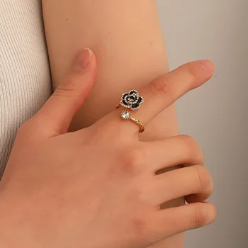 Нежные кольца со стразами в виде черной Камелии для женщин, Винтажные кольца с цветами, Регулируемое кольцо с кубическим цирконием, изысканные ювелирные изделия