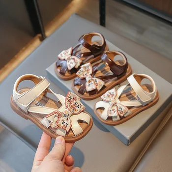sandalias /2023; Летние сандалии для девочек; новая пляжная обувь с мягкой подошвой; нескользящие детские тапочки принцессы с бантиком-бабочкой на крючке и петле босоножки